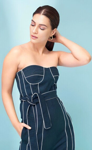 kriti sanon ededc2