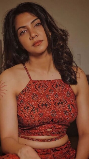 madonna sebastian 29ff04