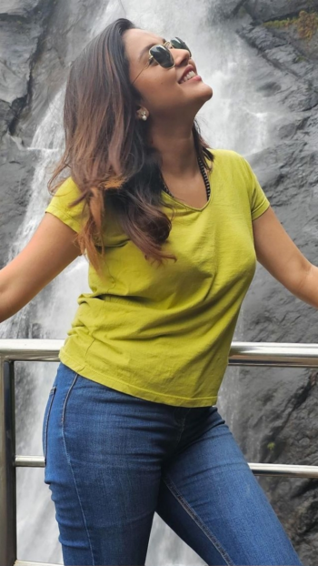 mahima nambiar 245ddf