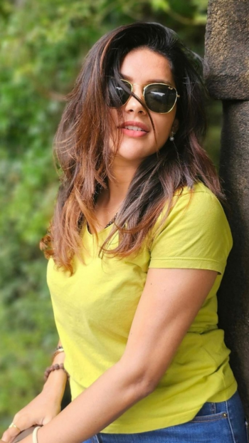 mahima nambiar b88498