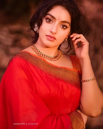 malavika menon 73068e