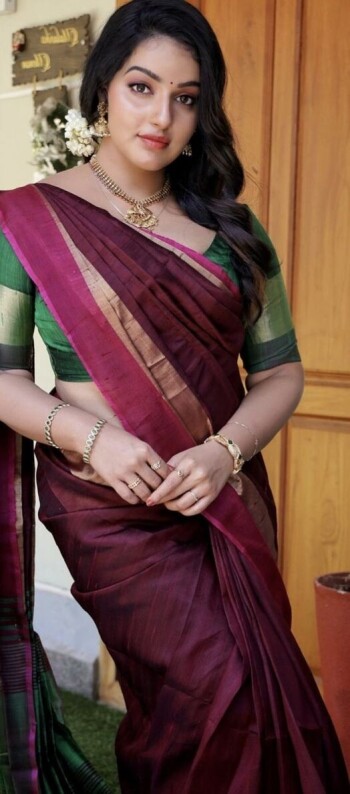 malavika menon f42786