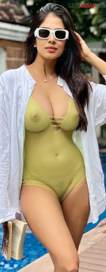 malavika mohanan 0c3029