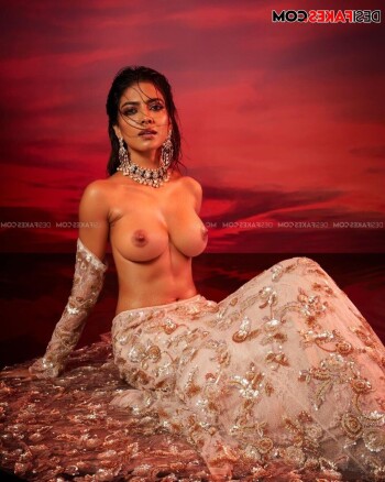 malavika mohanan f501fd