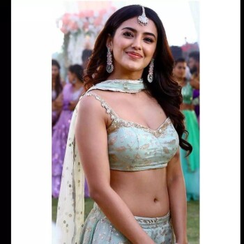 malvika sharma 4507eb