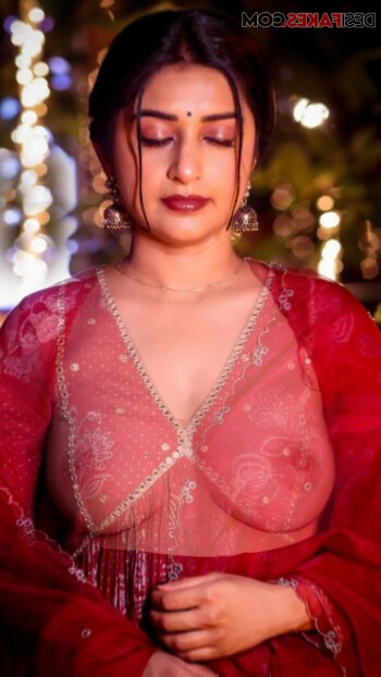 meera jasmine e14de4