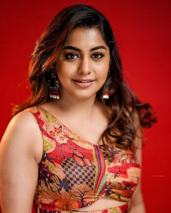 meera nandan 73f244