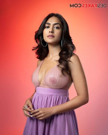 mrunal thakur 250bfa
