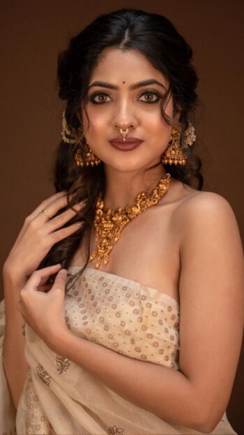 nandana varma ac3be9