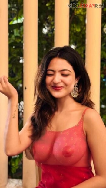 nandhana varma 31e074