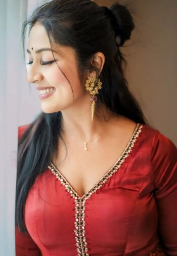 navya nair 86ee5e
