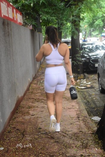 neha sharma bd30c8