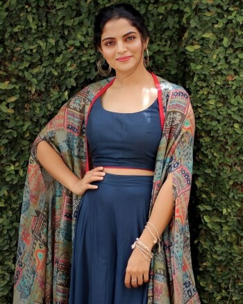 nikhila vimal 4639de