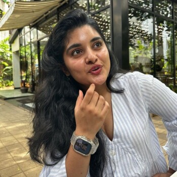 nivetha thomas a5b8e6