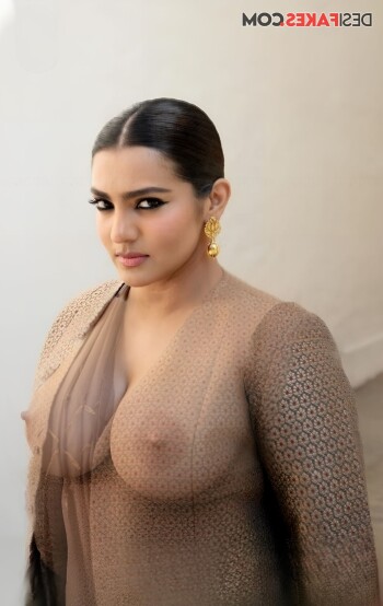 parvathy thiruvothu 4264a3