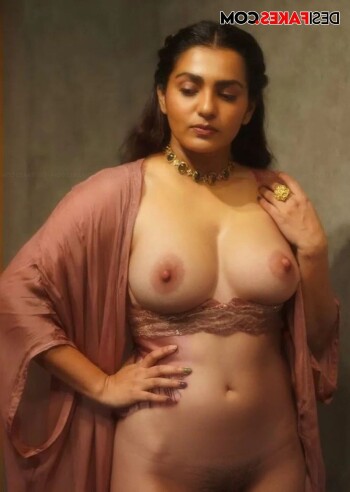 parvathy thiruvothu fa83f2