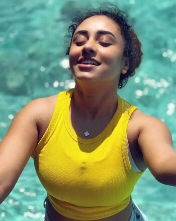 pearle maaney 0cdb30