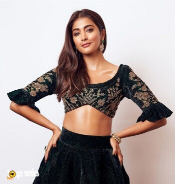 pooja hegde 98a84f