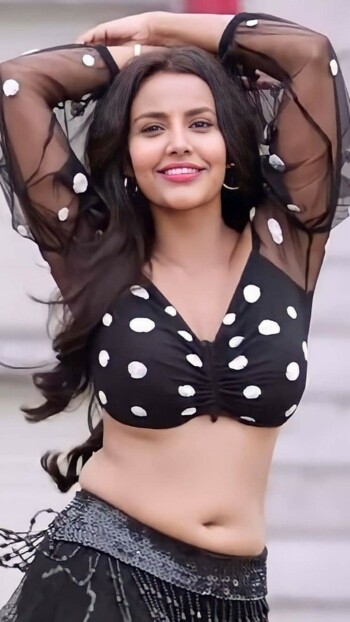 priya anand 1eb923