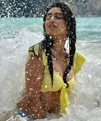 priya varrier 108f7a