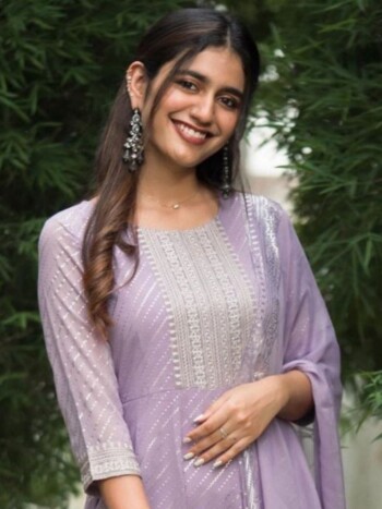 priya varrier 580529