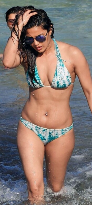 priyanka chopra 4126e0