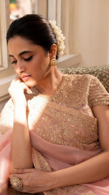 priyanka mohan f0a942