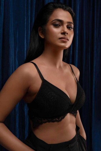 ramya pandian f48fb8