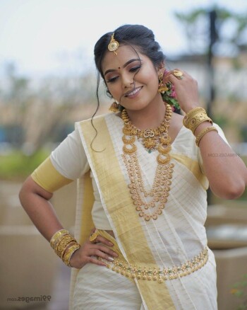 rebecca santhosh 713c56
