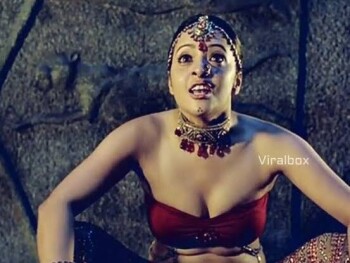 reema sen d14016