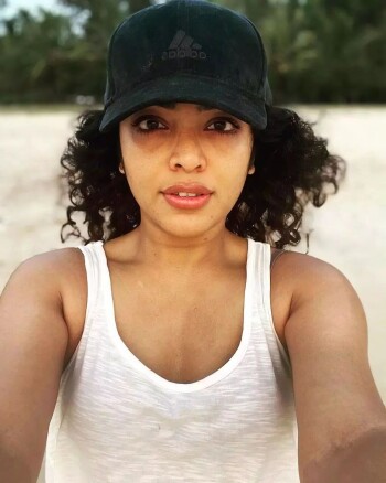 rima kallingal f5e057