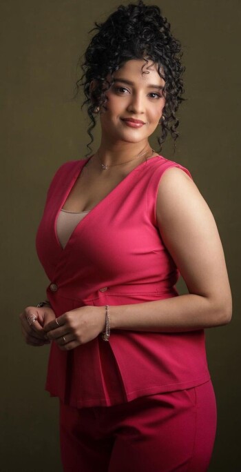 ritika singh d1068e
