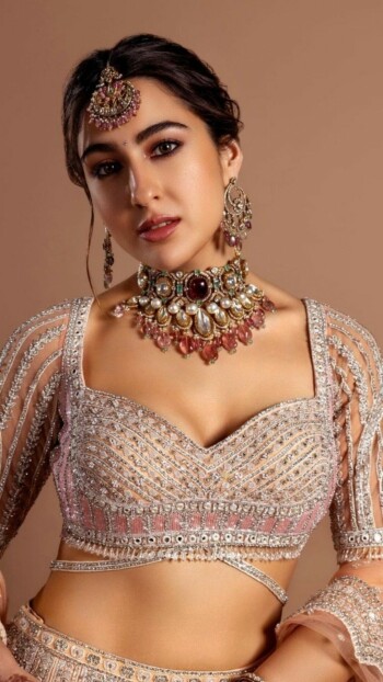 sara ali khan 353af6