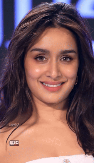 shraddha_kapoor_blowjob_91fe8b.gif