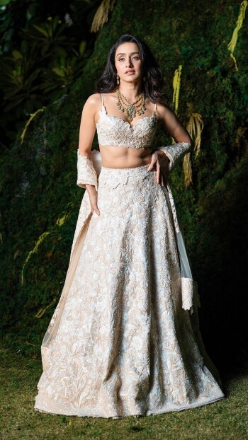 shraddha kapoor cf673b