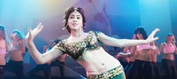 shriya saran 8e6be2