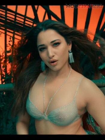 tamannaah bhatia 14ab15