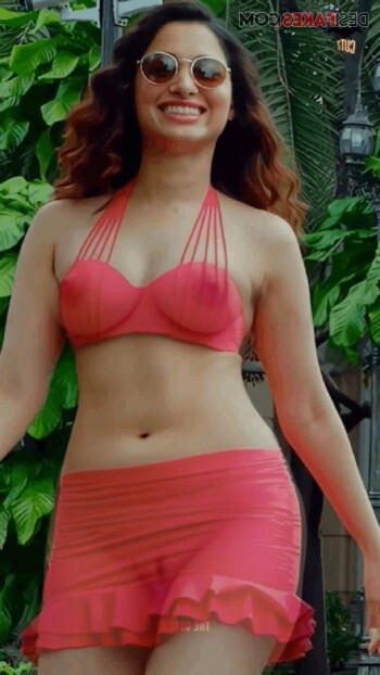 tamannaah bhatia 76025b
