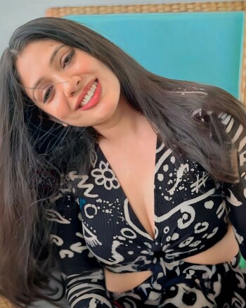 veena nandakumar b6ff72
