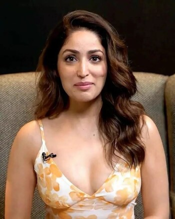 yami gautam c5c7cb