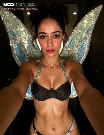 ananya pandey flux 20976a
