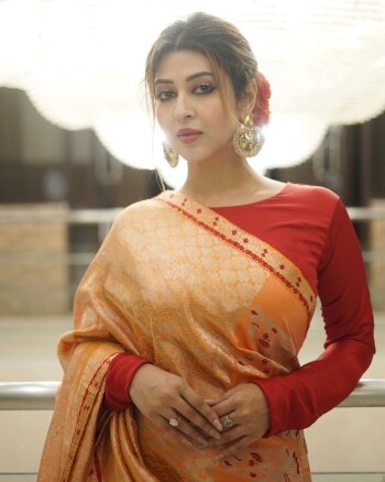 sonarika bhadoria undressing c9ae46