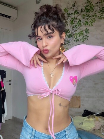 avneet kaur 0bbdc6