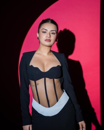 avneet kaur 461983