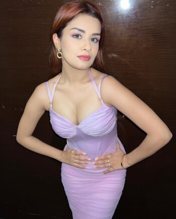 avneet kaur df5e43