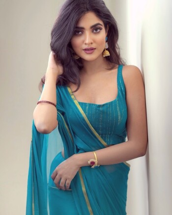 nandhana varma 5bb142