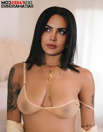esha gupta 2343e2