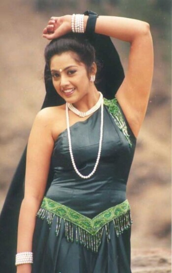 meena showing cfcb50