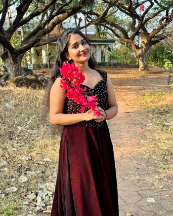 gopika_8ac0a9.jpg