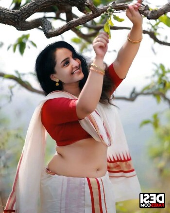 manju warrier 7cb247